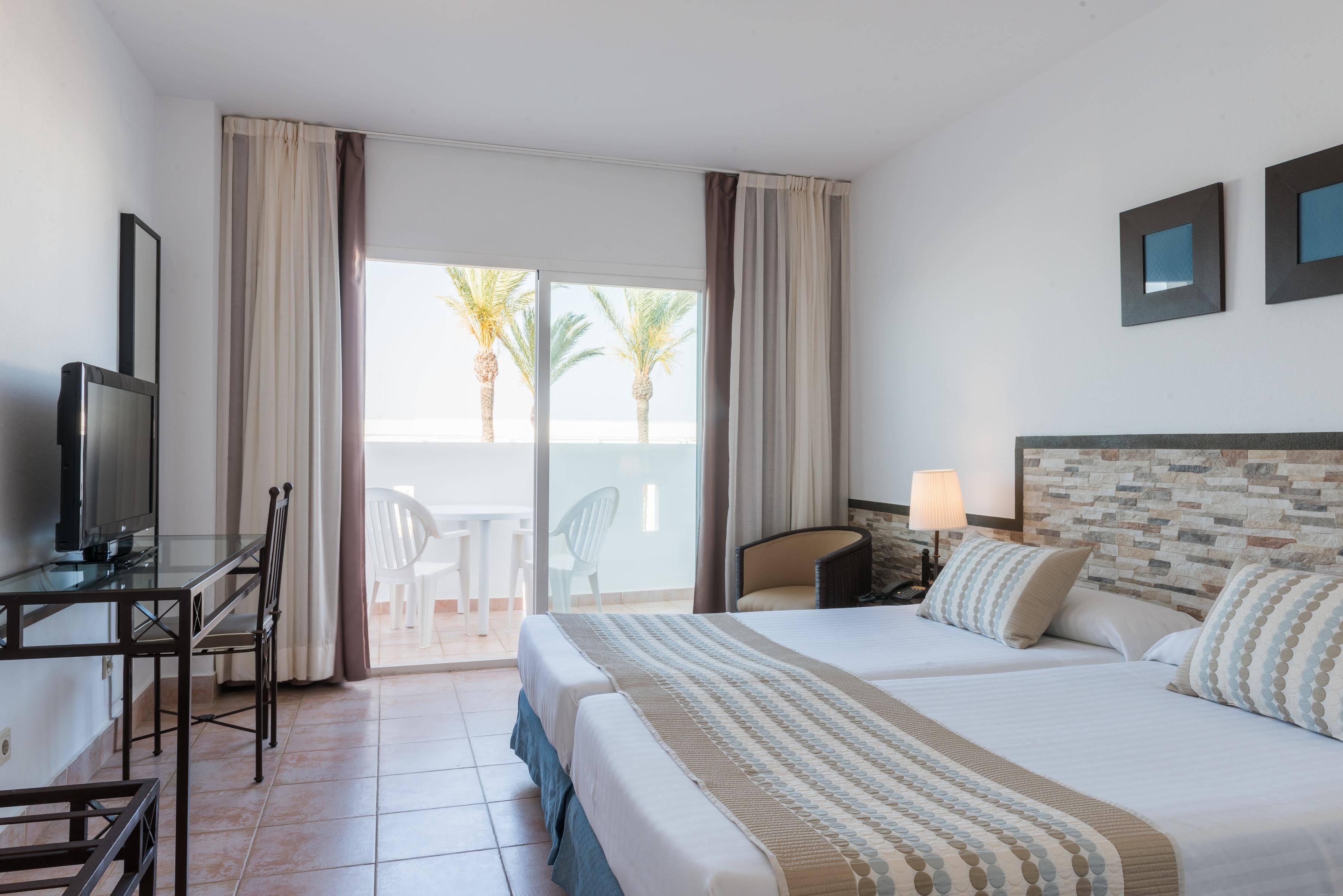 Fergus Conil Park Hotell Conil De La Frontera Eksteriør bilde